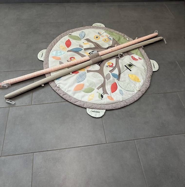 Chaises hautes: Set / seggiolone + tappeti +gioco  – D'occasion à Ruvigliana par aig_p7fj 3