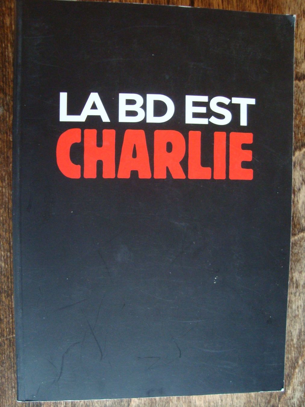 Libri: La BD est Charlie – Nuovo (secondo la descrizione) da Fribourg venduto da ruswil007