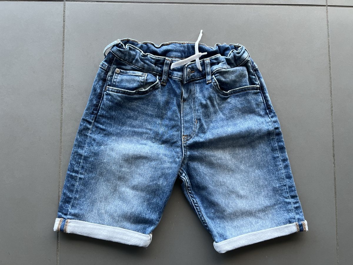 H&M Pantaloni: H&M - Short - taille 158 – Usato da Sainte-Croix venduto da Caramel31