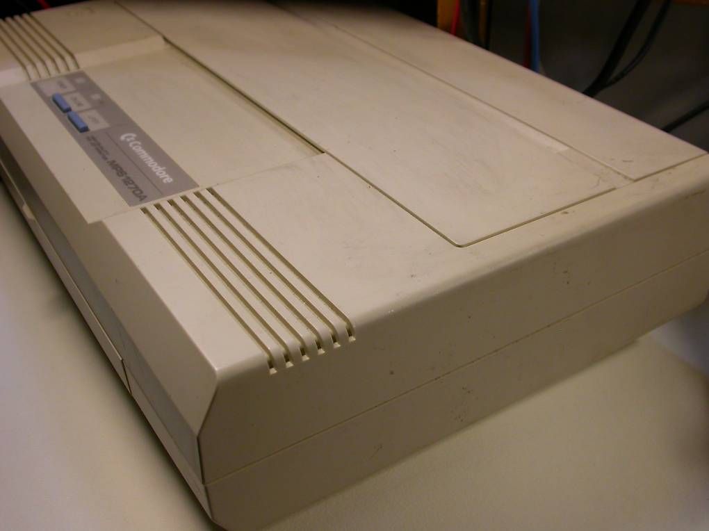 Commodore Drucker: Drucker Commodore Tintenstrahl MPS1270A – Defekt aus Hinterkappelen von atomschnee 1