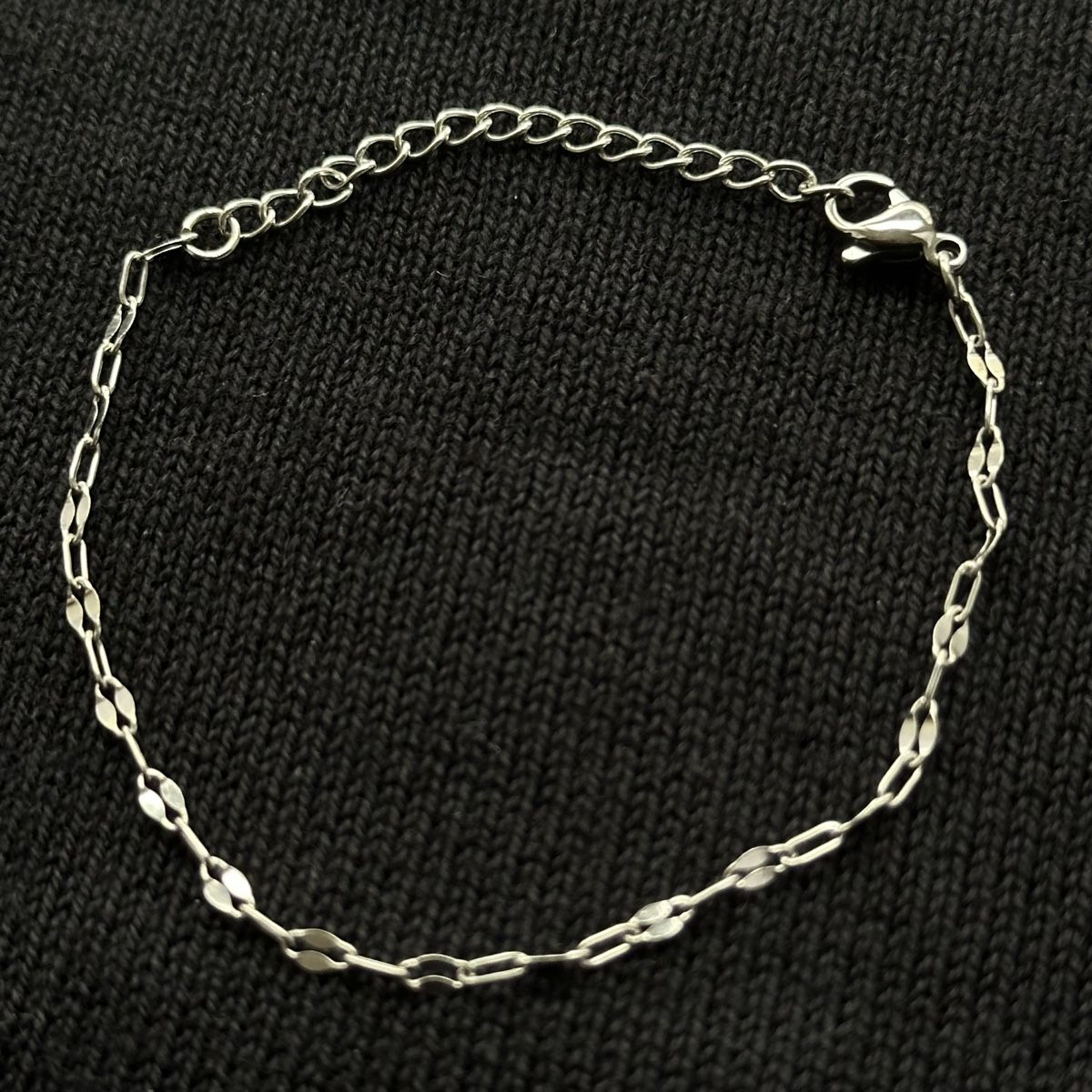Bracciali & Braccialetti: Silberne Edelstahl Feine Armkette – Nuovo (secondo la descrizione) da Givisiez venduto da dor_xb9k