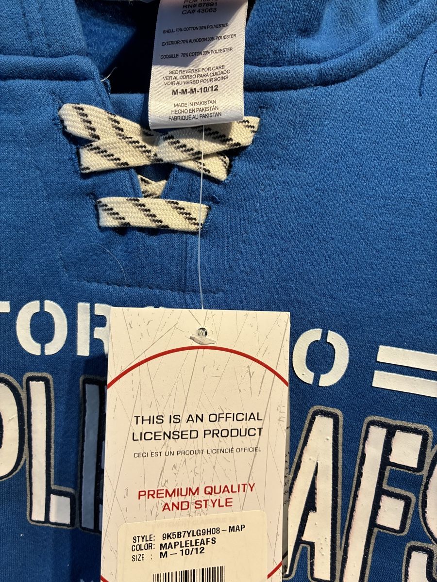 Reebok Maglioni & Felpe: Kapuzenpullover Toronto Maple Leafs Grösse M-10/12 neu – Nuovo e nell'imballaggio originale da Zürich venduto da Msirco 1