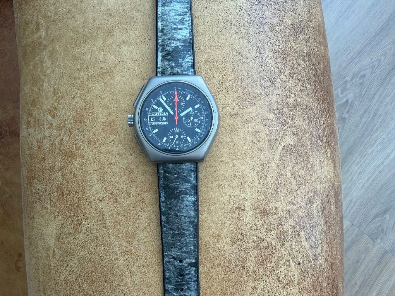 Orologi: Tutima Military Chronographe Titanium – Usato da La Chaux-de-Fonds venduto da JUVAL_Horlogerie 2