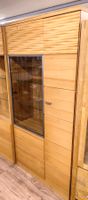 Vitrine mit Glastür