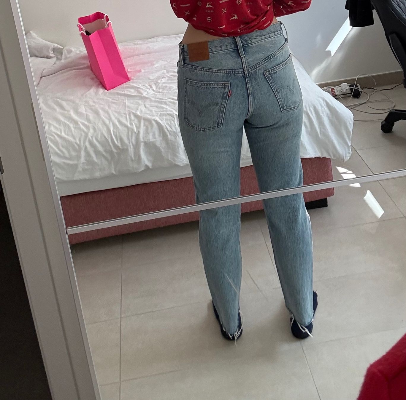 Levi's Jeans: Jeans Levi’s à strass taille 29 – Usato da Vésenaz venduto da ilomd 4