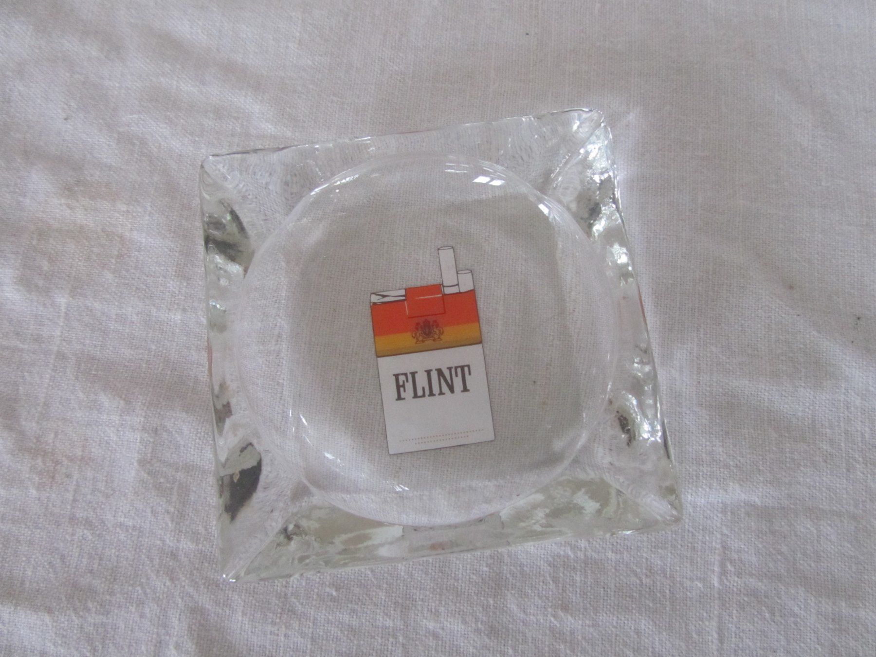 Portacenere: Aschenbecher Glas    Flint Zigaretten Motiv – Usato da Seengen venduto da mikelele 1