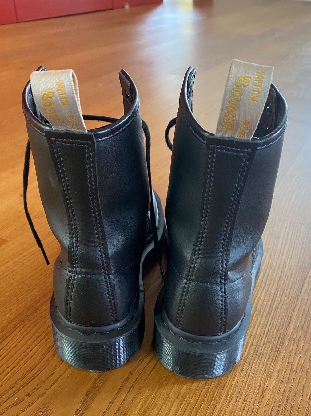 Dr. Martens Scarpe da donna: Dr. Martens  Plateaustiefelette vegan, size 37 – Usato da Sissach venduto da laura.x4 4