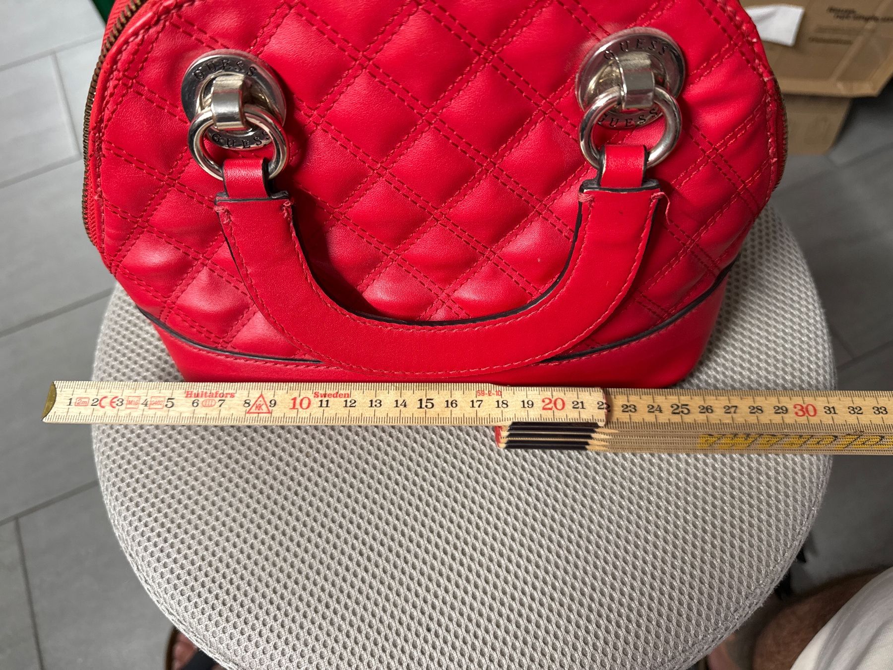 Guess Sacs femmes: Guess Ledertasche – D'occasion à Pfeffingen par Allhandelklgwatches 6