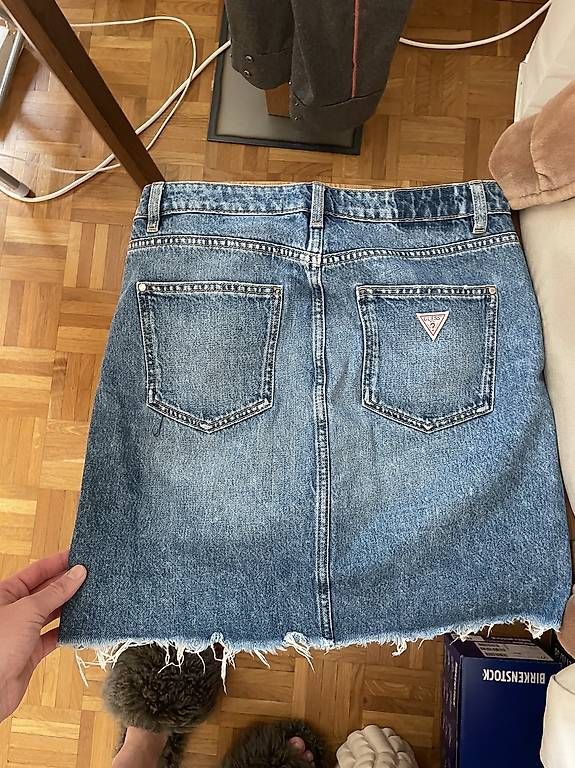 Gonne: Jupe en jean mini GUESS T27 – Usato da Lausanne venduto da das_xb9h 1