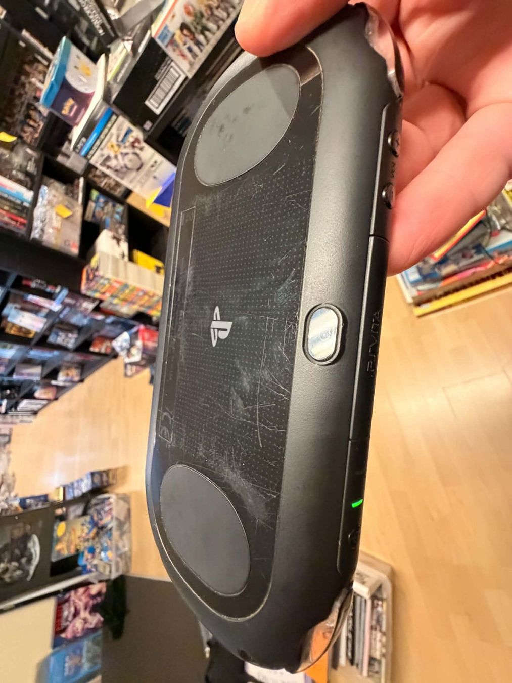 Sony Konsolen: Console Sony Playstation Vita – Gebraucht aus Giubiasco von Tici__nerd_Giubiasco 3