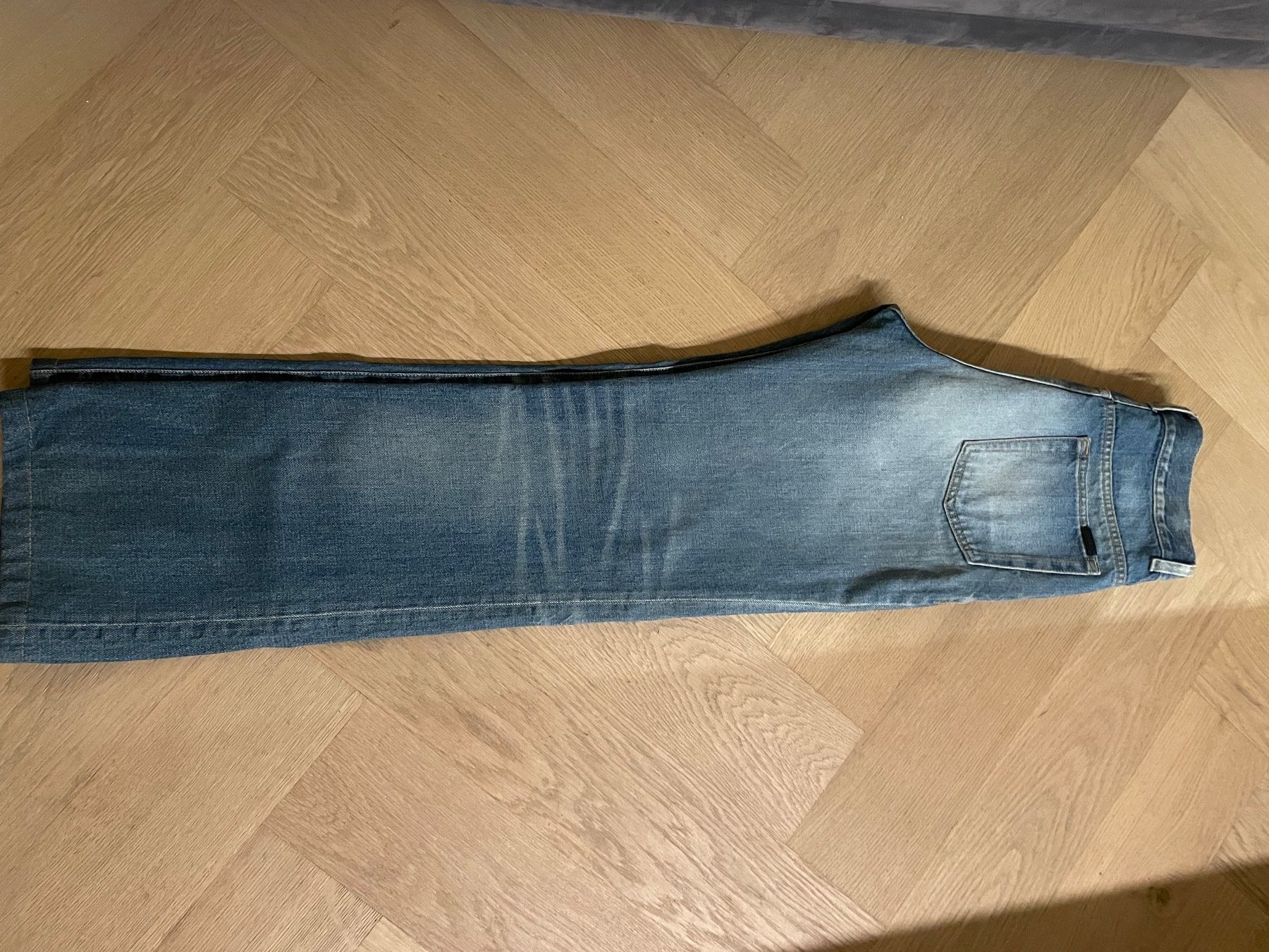 Saint Laurent Jeans: Saint Laurent Jeans – Nuovo (secondo la descrizione) da Zürich venduto da cvr_lv6d 2