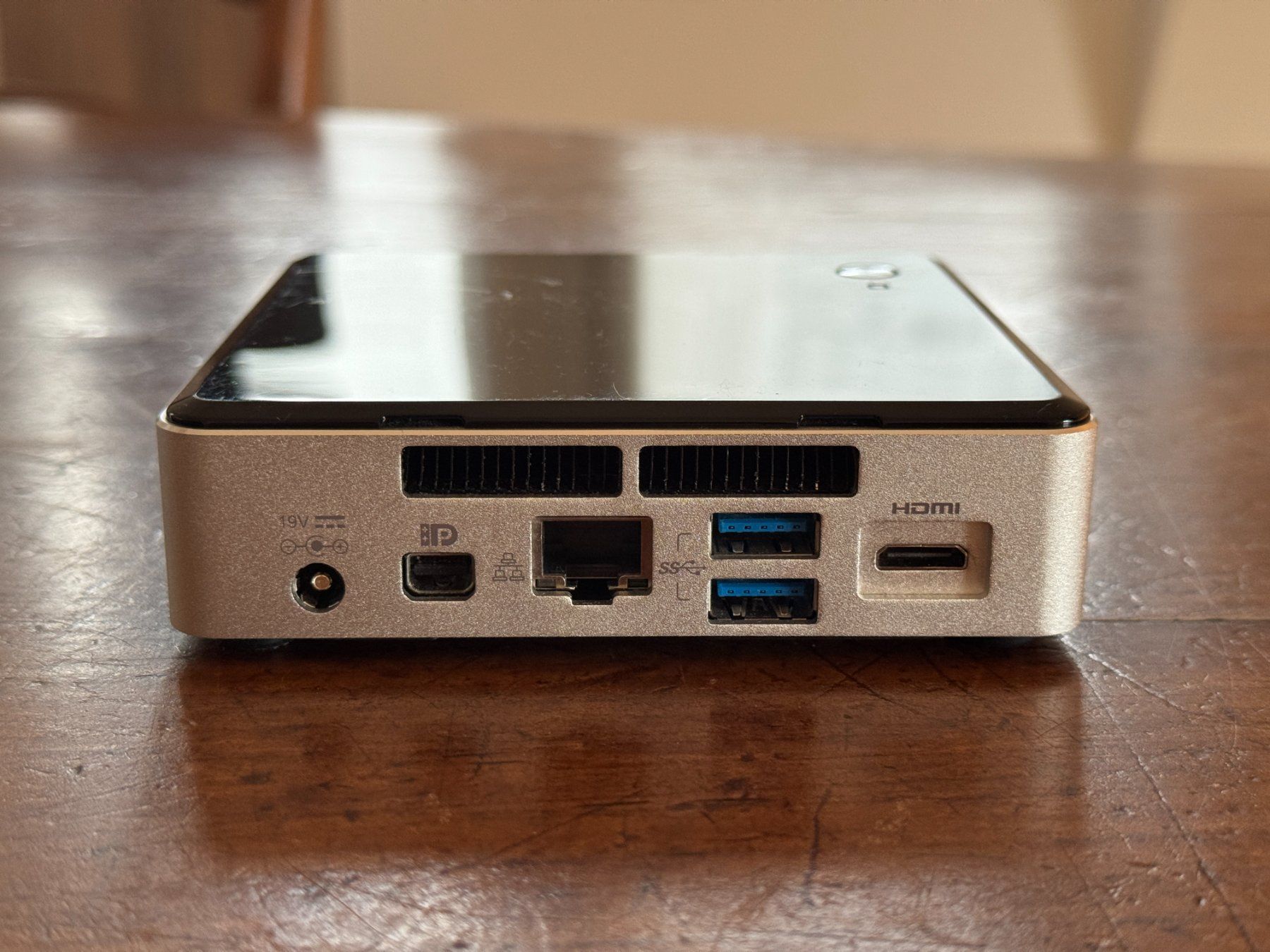 Intel PC: Intel NUC NUC5i5RYK Mini PC Core i5 inkl. Windows 10 Pro – Usato da Baden venduto da agglo1 3