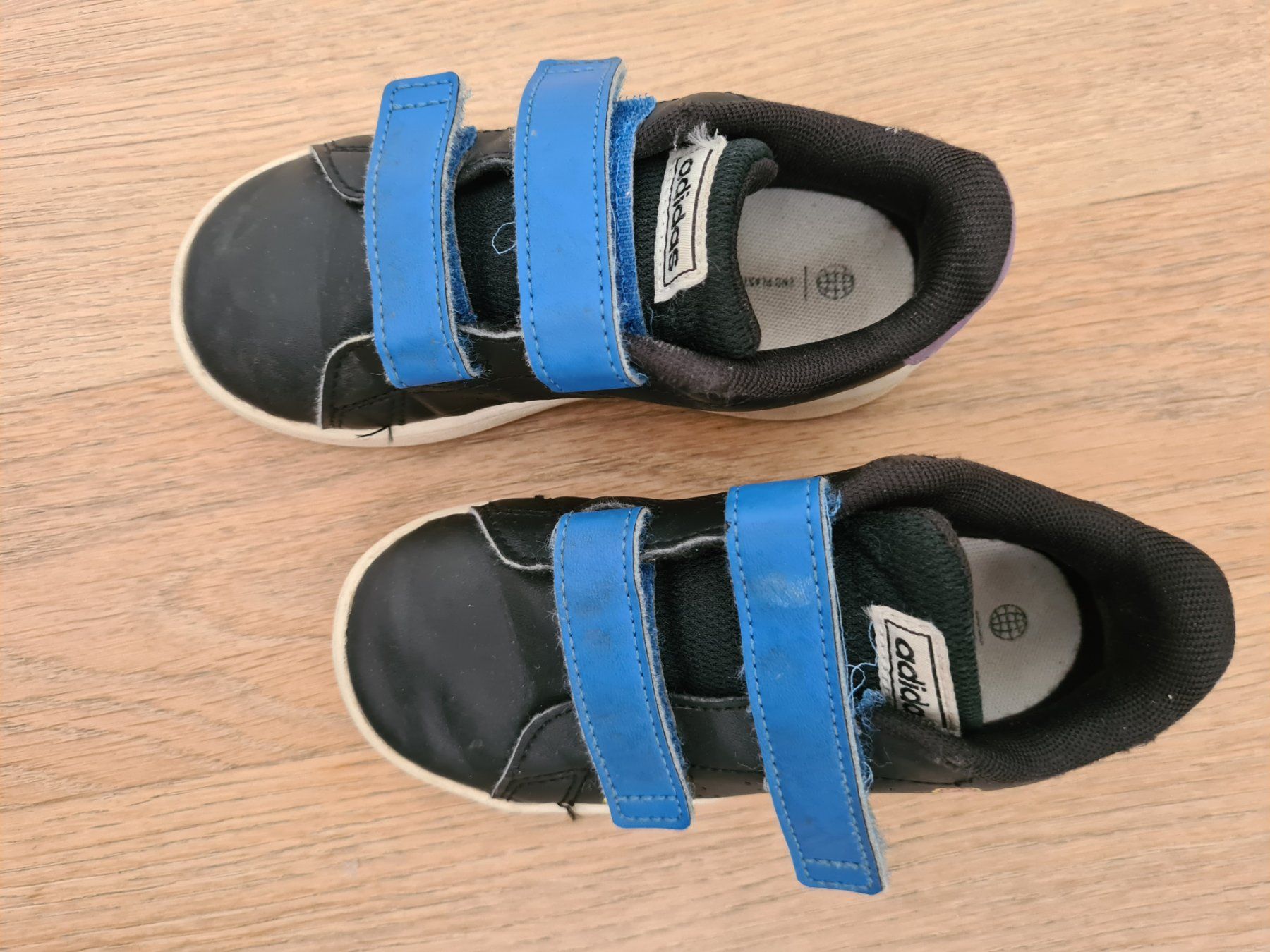 Adidas Scarpe per ragazzi: Baskets Adidas noires pointure 26 – Usato da Carouge GE venduto da Gasco 3