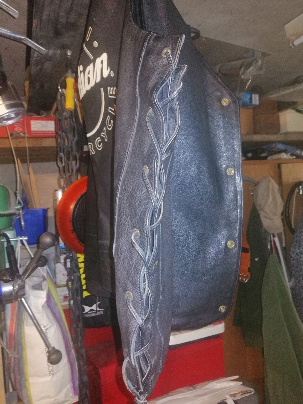Indian Motorcycle Alle Motorradersatzteile: Indian  Gilet Cuir   4XL – Gebraucht aus Cheyres von Capitain 2