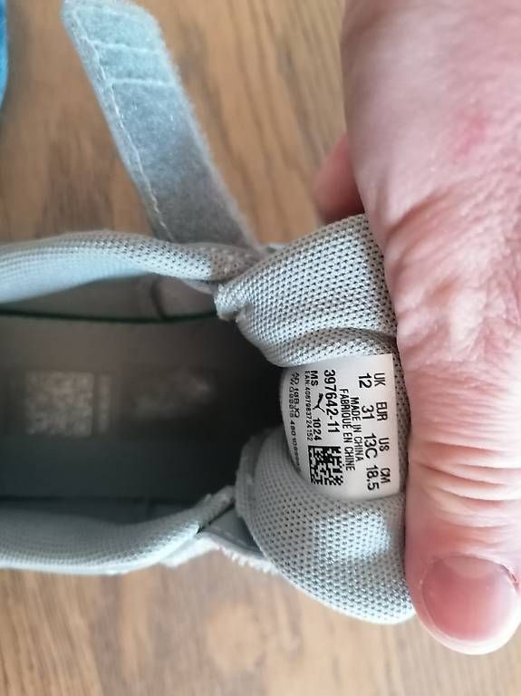 Scarpe per ragazzi: Kinderschuhe x 2 Paar  – Usato da Appenzell venduto da wag_7mws 3