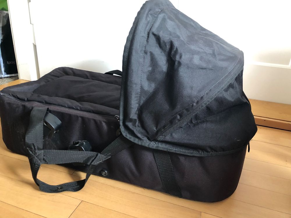 Babyschale Mountain Buggy Urban Jungle/one tree hill Kaufen auf Ricardo