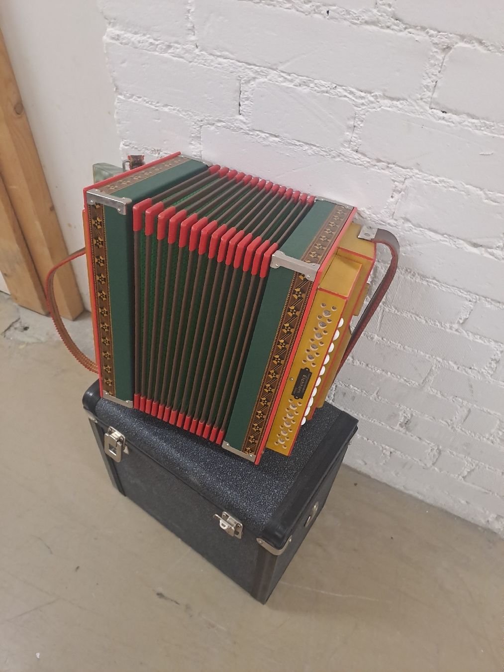 Eichhorn Musikinstrumente: Eichhorn orgeli ton B  – Gebraucht aus Villeneuve von BibiVintage 2