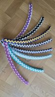 Kleiderbuegel mit Haken 8 Stueck gehaekelt bunte Muster