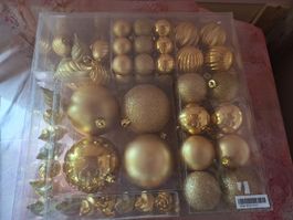 neu: Set mit 68 Weihnachtskugeln goldfarben Kunststoff 