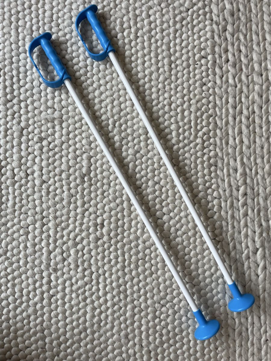Skis: Ski Set Children Blue with Poles good condition – Gebraucht aus Riehen von mar_6rhd 1