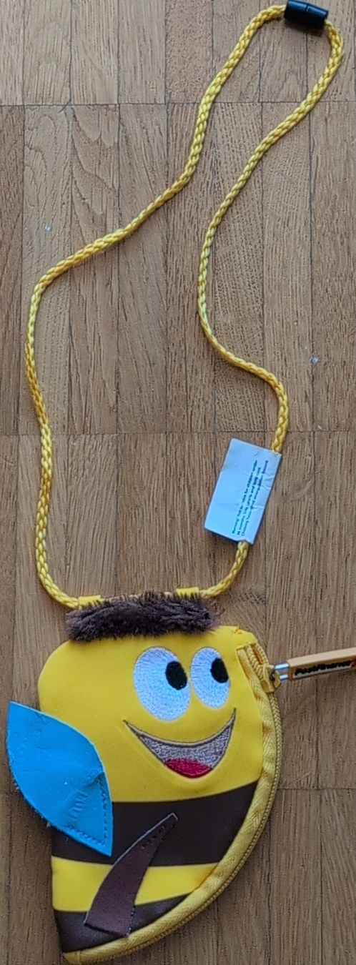 Sonstiges für Kind & Baby: Geldbörse Biene mit Tragekordel  – Gebraucht aus Schwerzenbach von _charme_