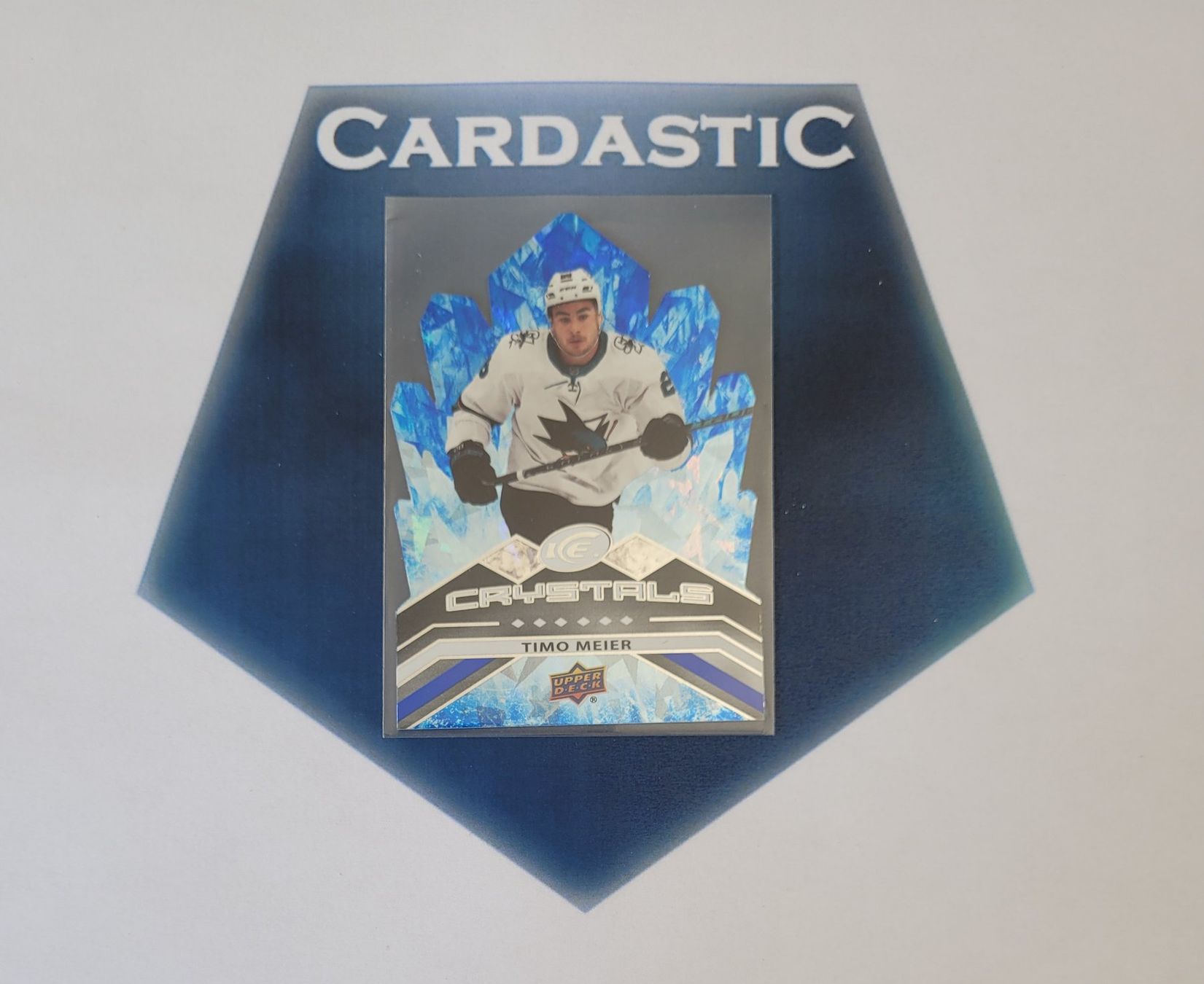 NHL Carte collezionabili: Timo Meier NHL 2021-22 UD ICE Crystals – Usato da Laufen venduto da Cardastic