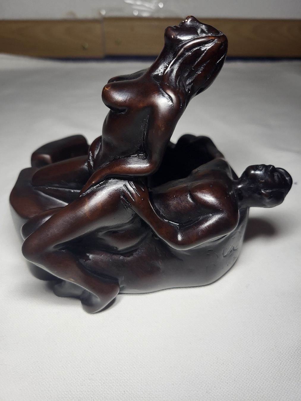 Aschenbecher: Aschenbecher aus Resin – Neu (gemäss Beschreibung) aus Basel von Treasurehunter 2