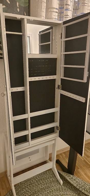 Schränke: Armoire à bijoux  – Gebraucht aus Plan-les-Ouates von nen_t6vg