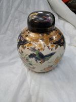 Alte Deckelvase China Porzellan