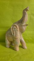 Schöner Elefant aus Marmor 30cm