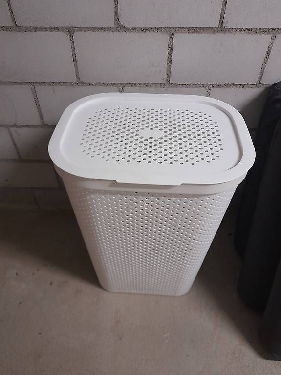 Cesti per biancheria: Waschkorb plastik weiss – Usato da Fraubrunnen venduto da Elila97