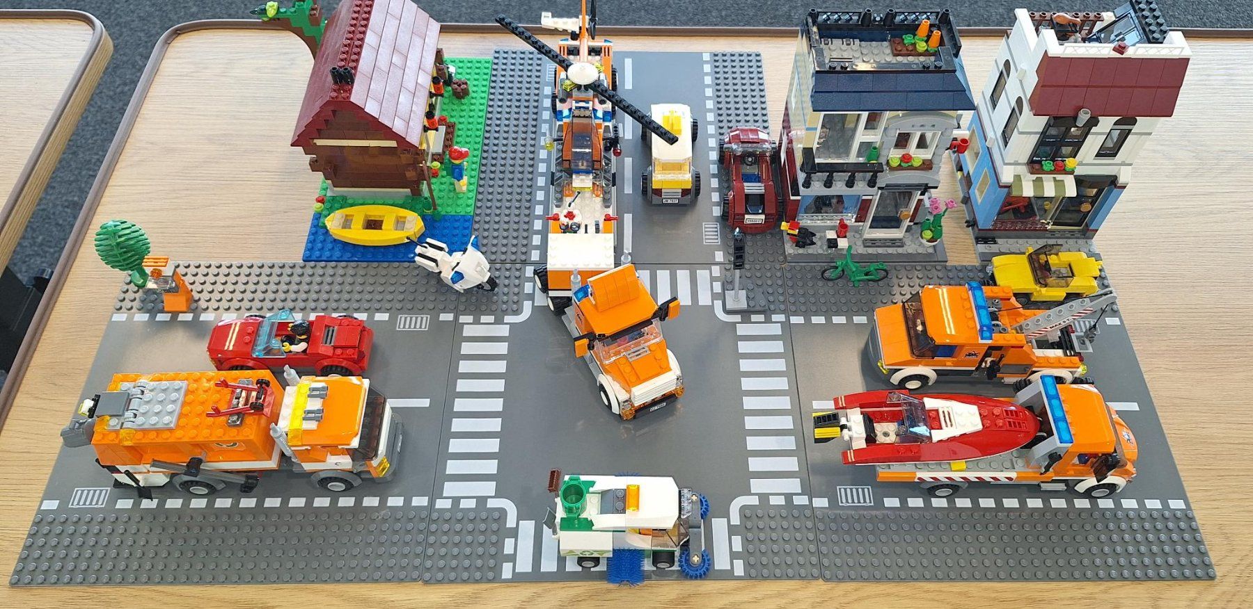 Lego Kit di costruzioni: Lego carrefour – Usato da Genève venduto da BrickFanGe
