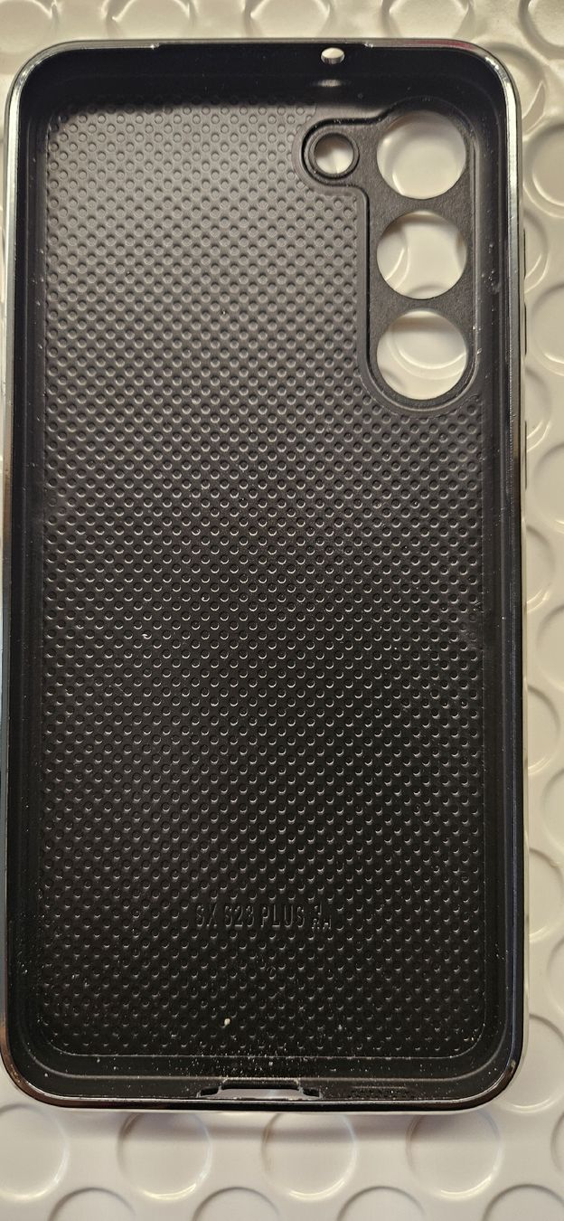 Samsung Cover & Protezioni schermo: Handy Hülle S23+ – Usato da Aesch BL venduto da Ipnf 2