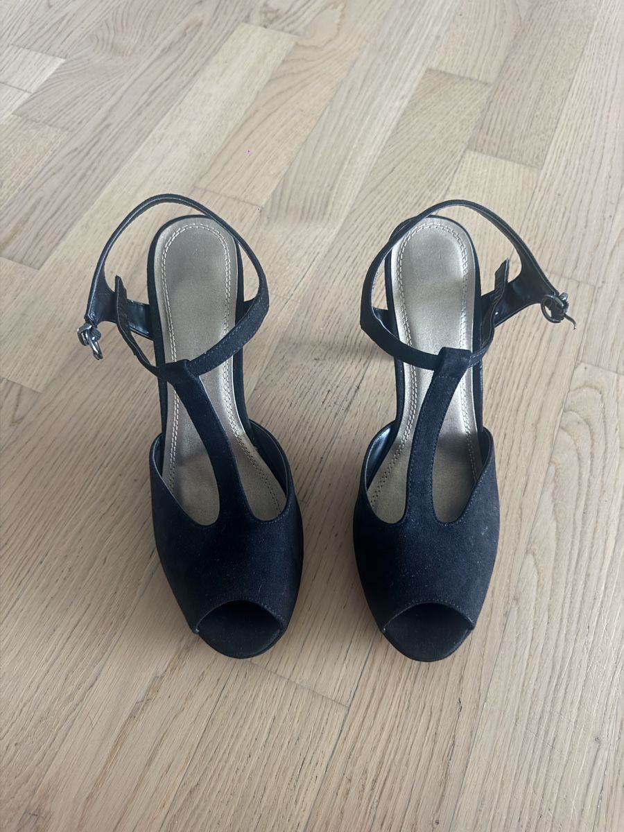 Scarpe da donna: High Heels – Nuovo (secondo la descrizione) da Glattpark(Opfikon) venduto da laura_studer