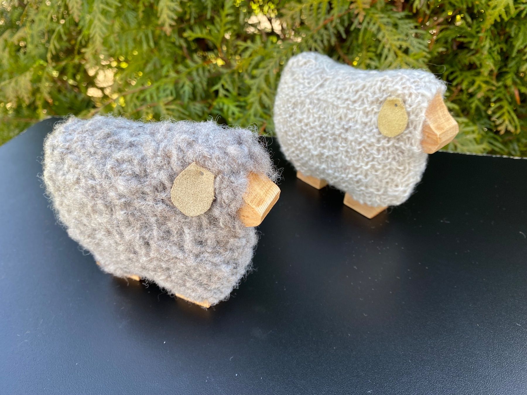 Campanacci mucche: 2 schöne Holzschafe – Usato da Feldbach venduto da Olive1 3