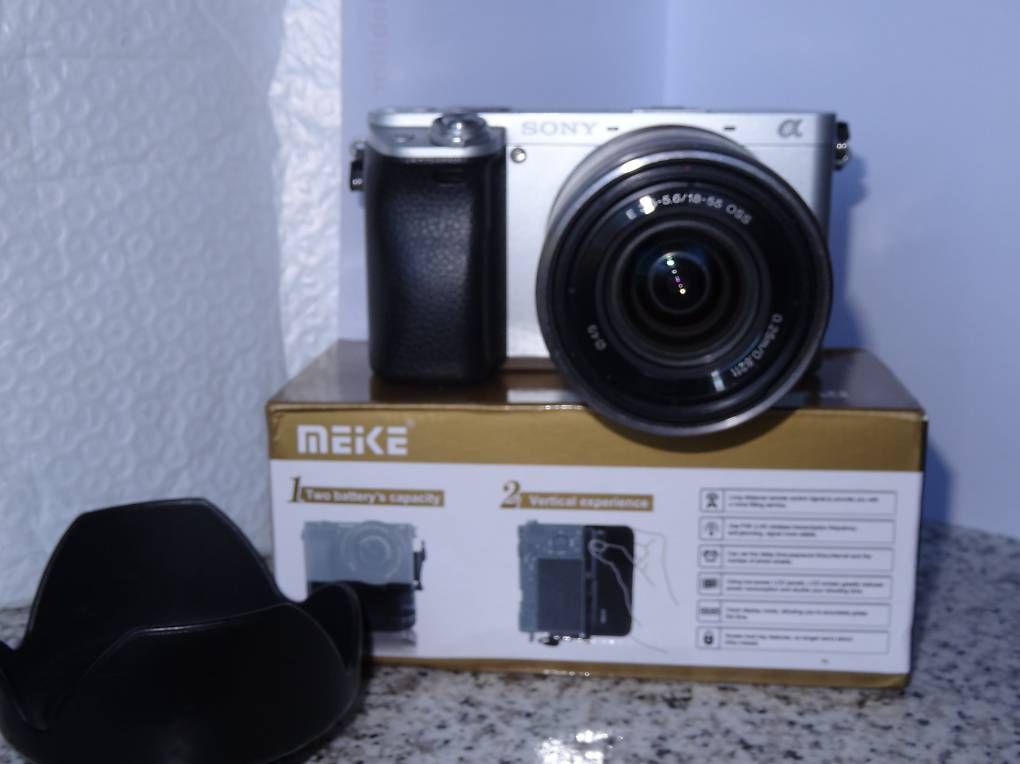 Sony Fotocamera: SONY ALPHA 6300 KIT & Akkupack-Griff – Usato da Buttisholz venduto da buttiholli 2