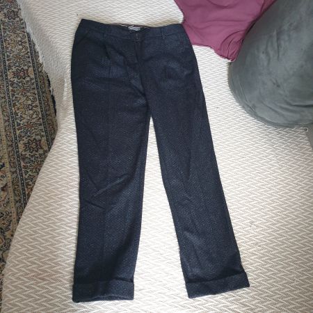 Tommy Hilfiger schöne Hose Gr. 4