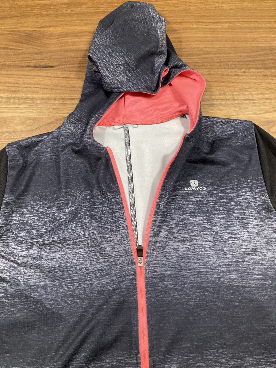 Decathlon Giacche: Sportjacke – Usato da Kesswil venduto da Branca-01 2