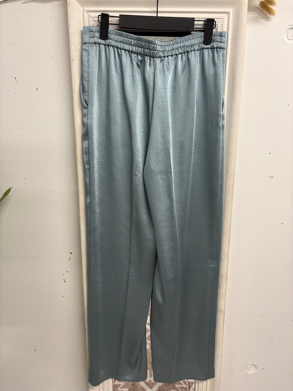 Mango Pantaloni: Mango Hose aus Satin, hellblau Gr. S – Nuovo (secondo la descrizione) da Regensdorf venduto da secondchancefashion 3