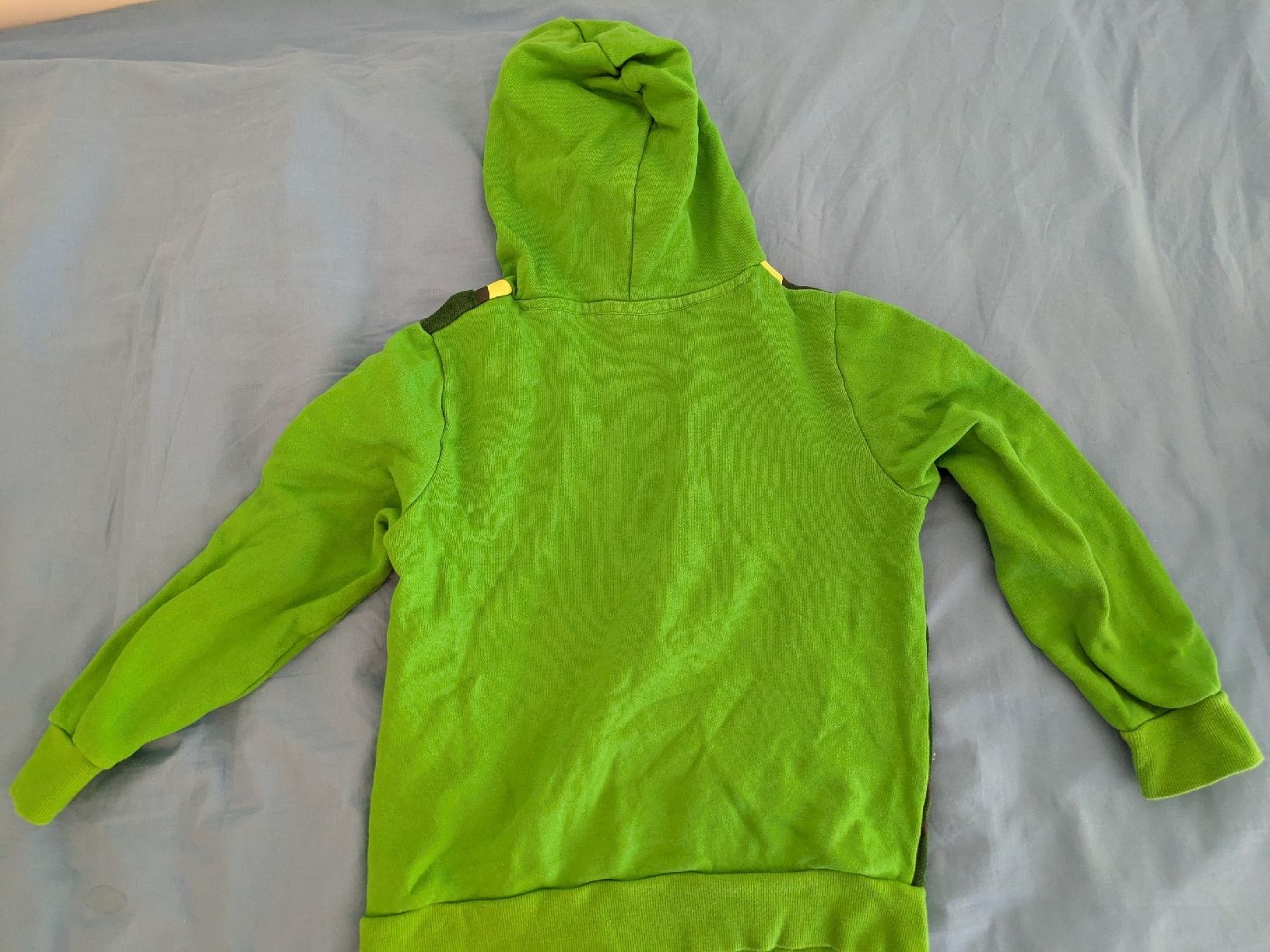 Maglioni & Felpe: Kinder Pullover Ninjago Grösse 146 grün  – Usato da Zürich venduto da s--h 2