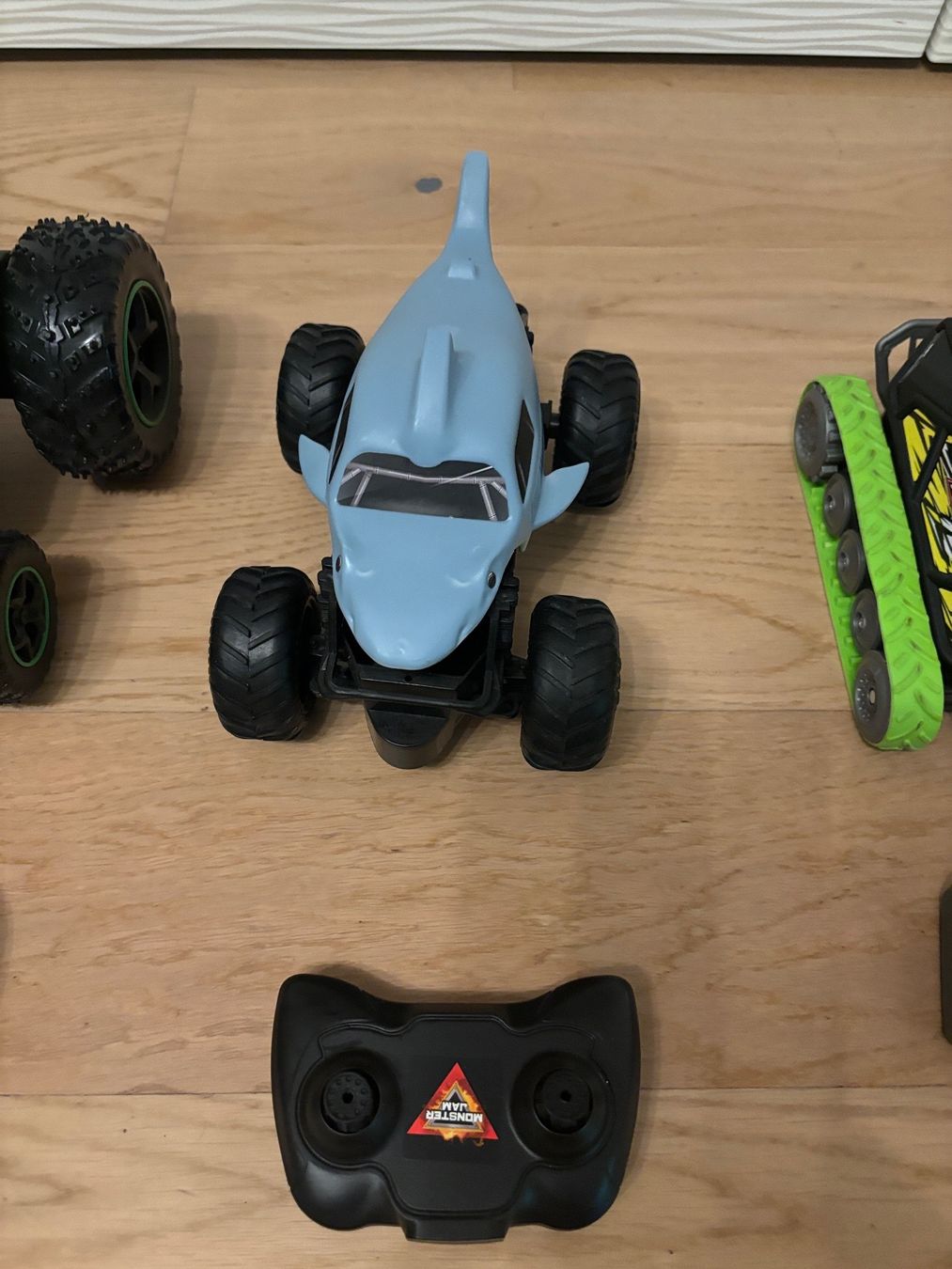 Giocattoli: 3 Remote-controlled Cars mit Batterien – Usato da Zürich venduto da pisamun 3