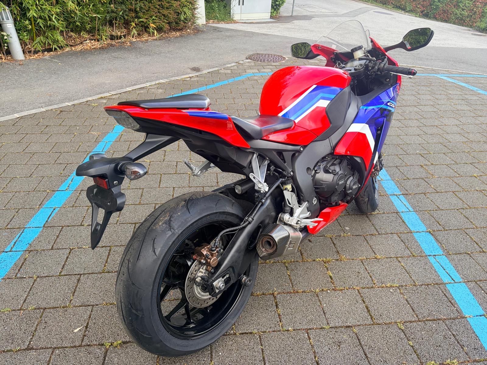 Honda Strada: Honda CBR1000RR 2014 – Usato da Begnins venduto da Outlander_Moto 7