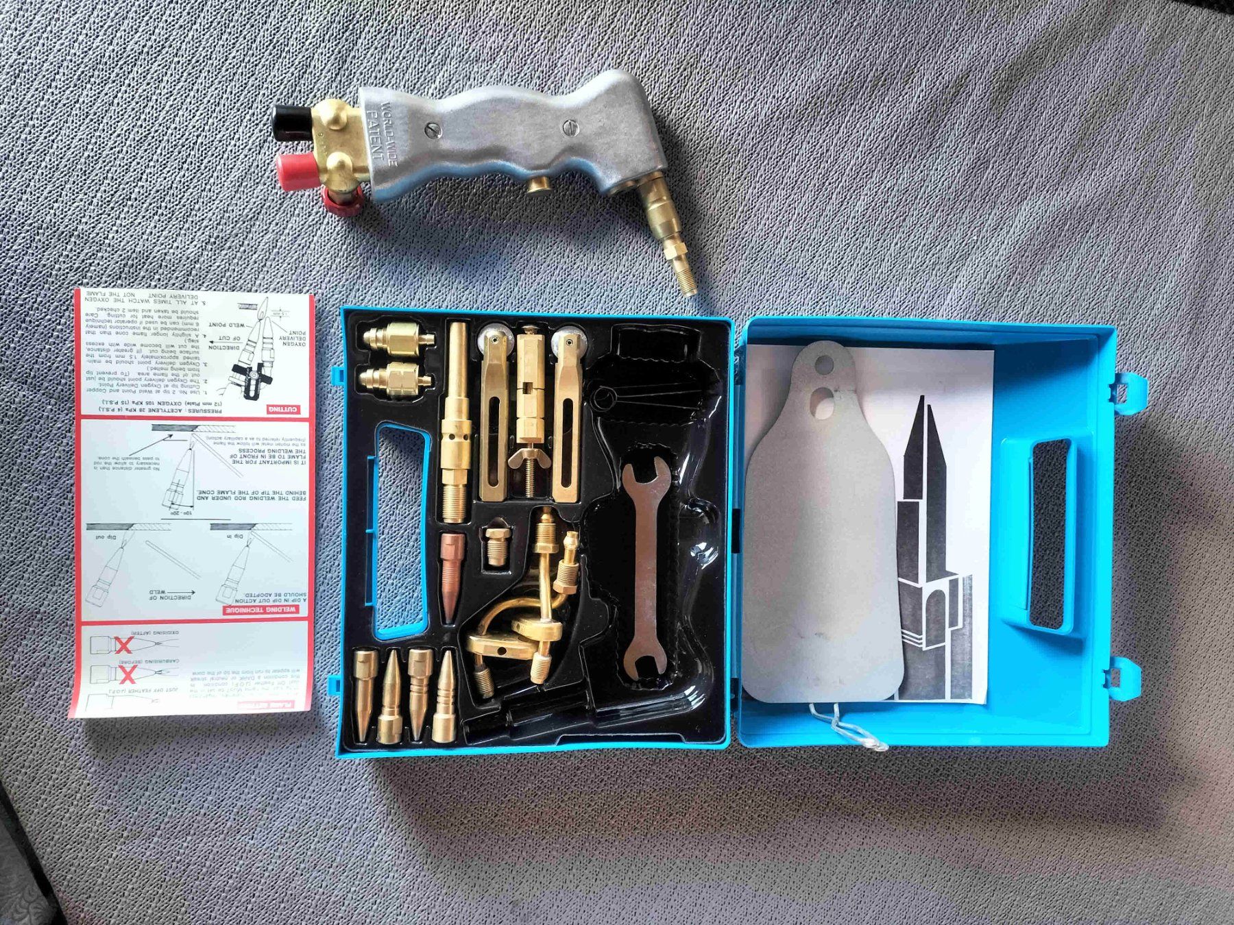 Saldatori: Henrob Dillon III welding & cutting torch chalumeau – Nuovo e nell'imballaggio originale da La Chaux-de-Fonds venduto da tintin_mfe 2
