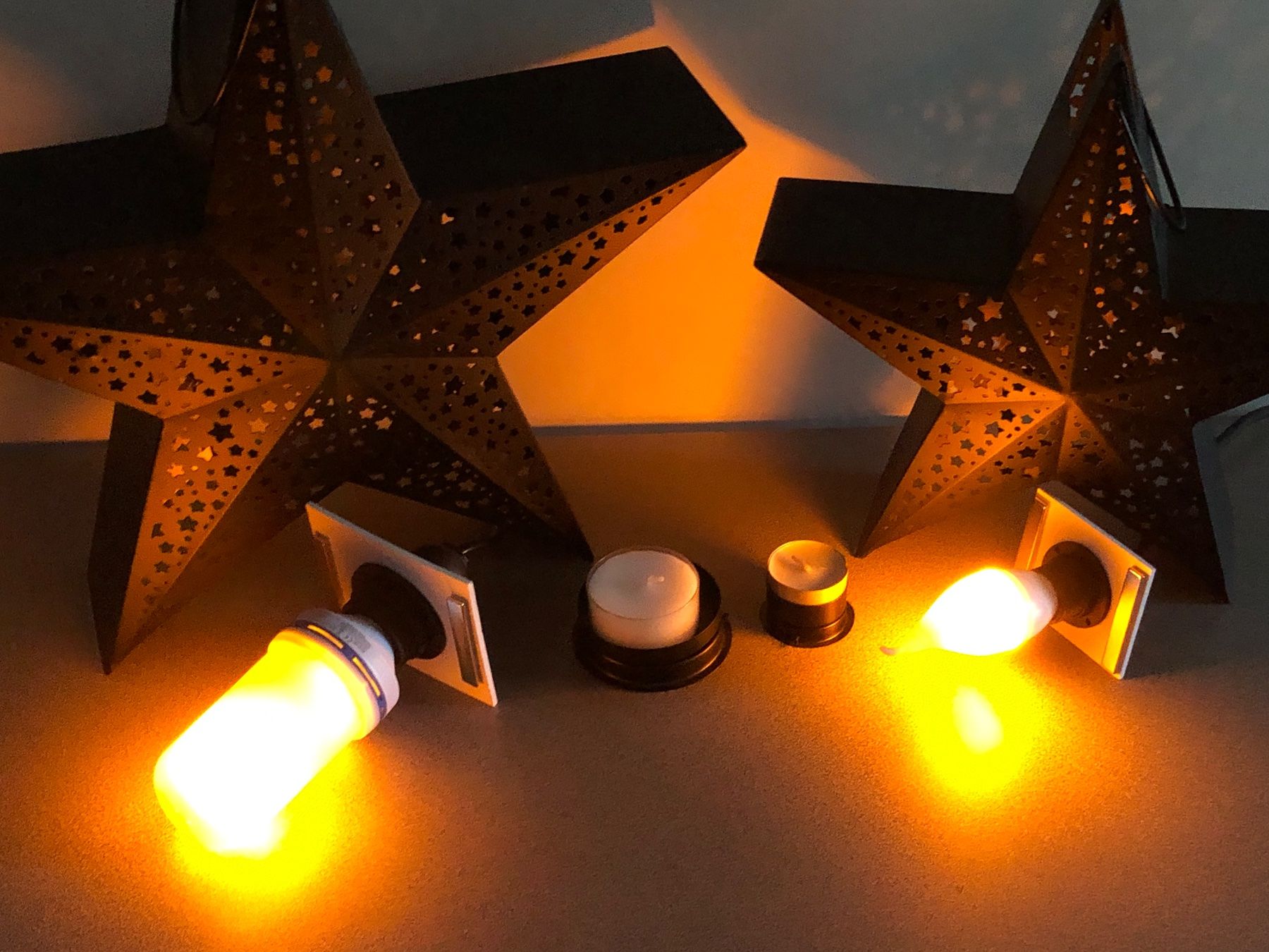 Tutte le decorazioni: Metallstern Leuchte / Weihnachts Dekoration mit Flacker-LED – Nuovo (secondo la descrizione) da Bergdietikon venduto da Garak 4