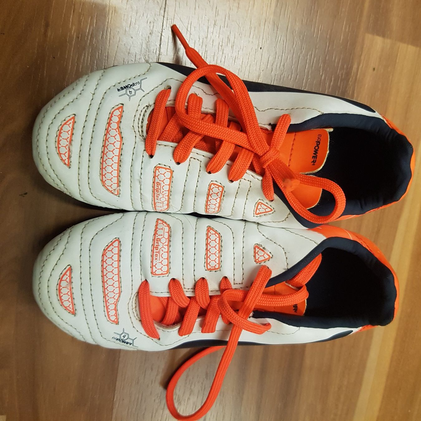 Puma Schuhe für Jungen: Fussballschuh Puma gr 31 K39 – Gebraucht aus Schwarzenburg von Flamingo07