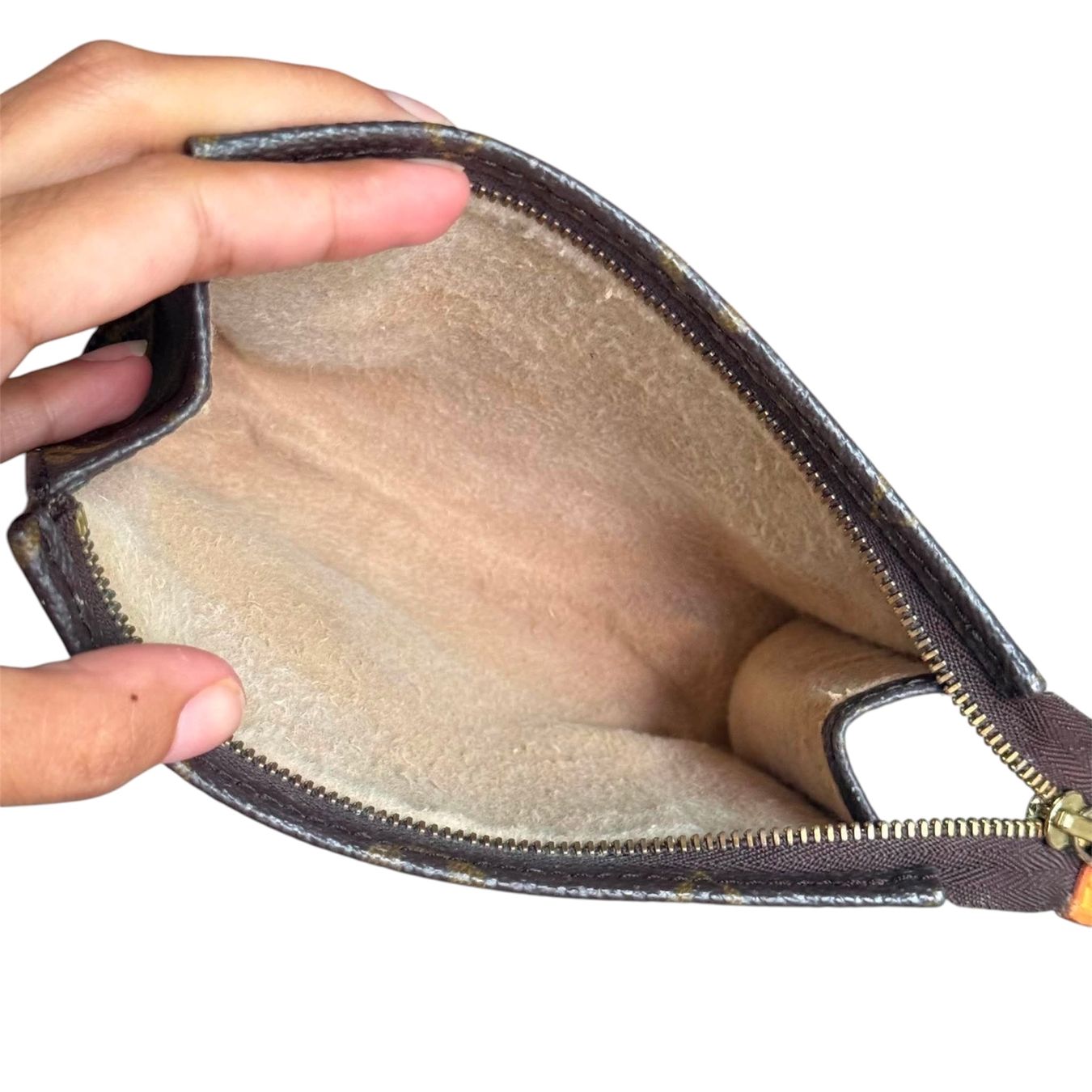 Louis Vuitton Borse: Louis Vuitton Toiletry Pouch 15 cm – Usato da Buch am Irchel venduto da Pukpan_99 6