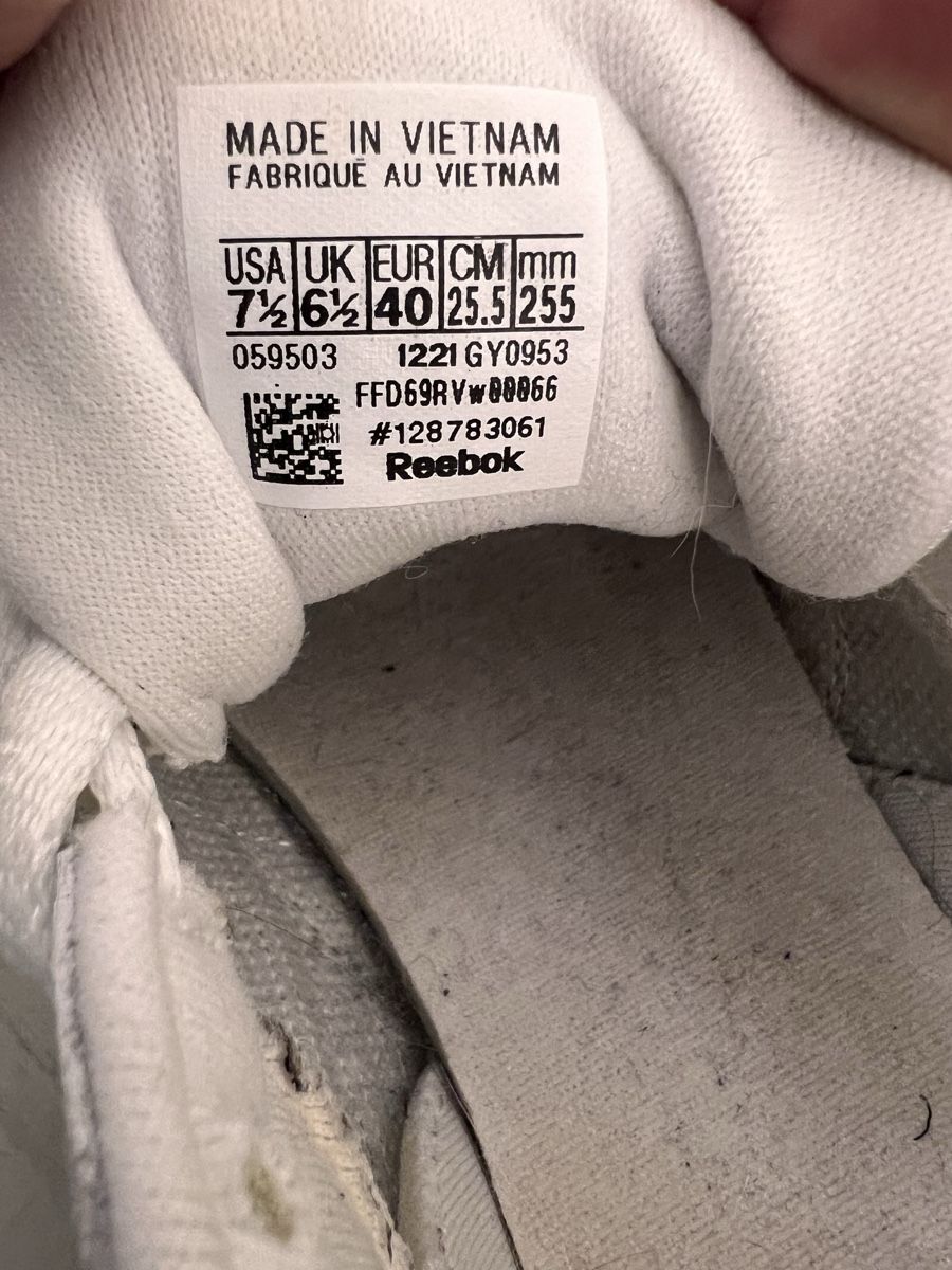 Reebok Scarpe da donna: Sneaker Reebok Leder weiss Gr. 40 – Nuovo (secondo la descrizione) da Winterthur venduto da ChicMarkt 6