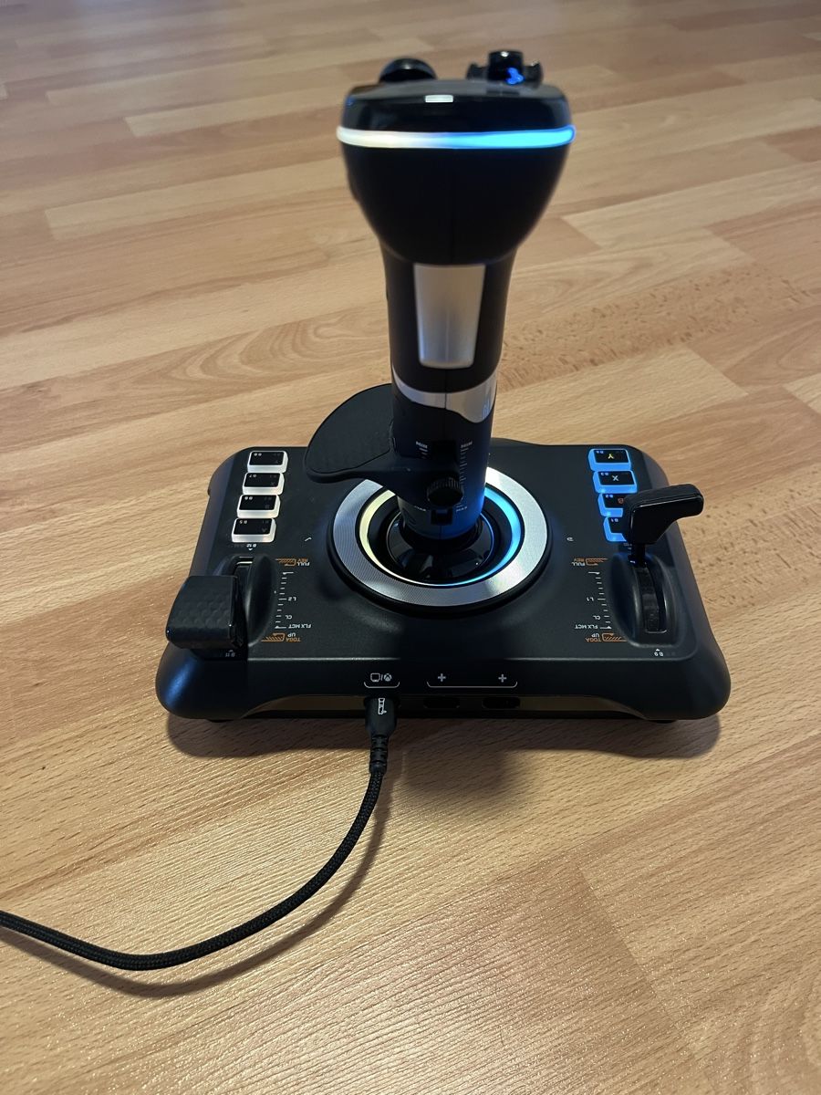 Thrustmaster Manettes: Turtle Beach Velocity One Flightstick  – D'occasion à Adetswil par sch_9hl6 3