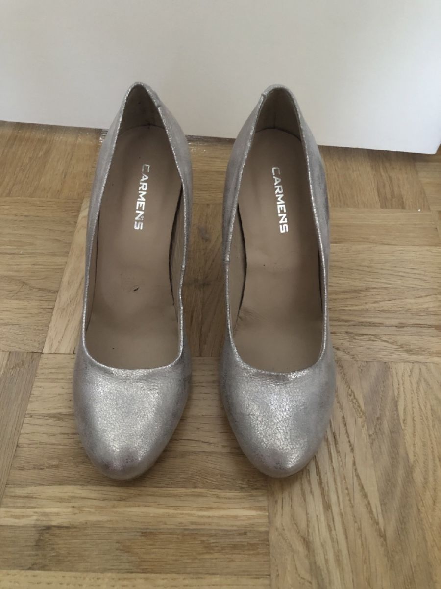 Scarpe da donna: Chaussures à talons dorées – Nuovo (secondo la descrizione) da Onex venduto da kattrina 1