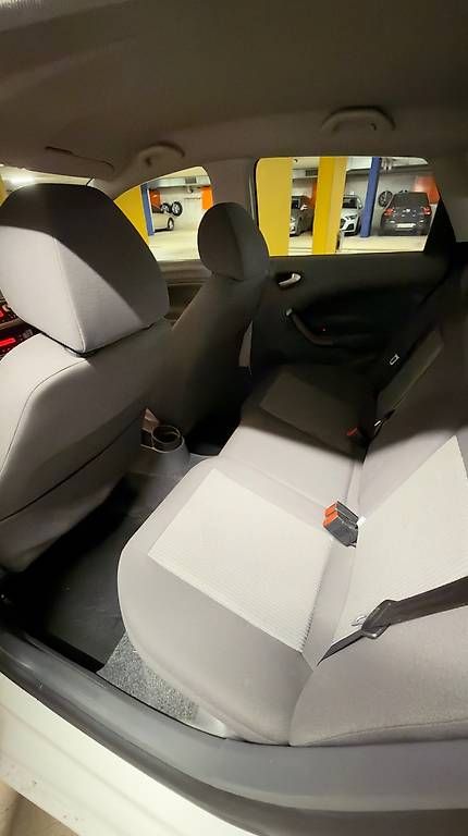 Automobili: SEAT Ibiza ST 1.6 TDI  2012 – Usato da Zürich venduto da ale1235 3